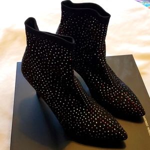 I.N.C multi color size 7.5 boots